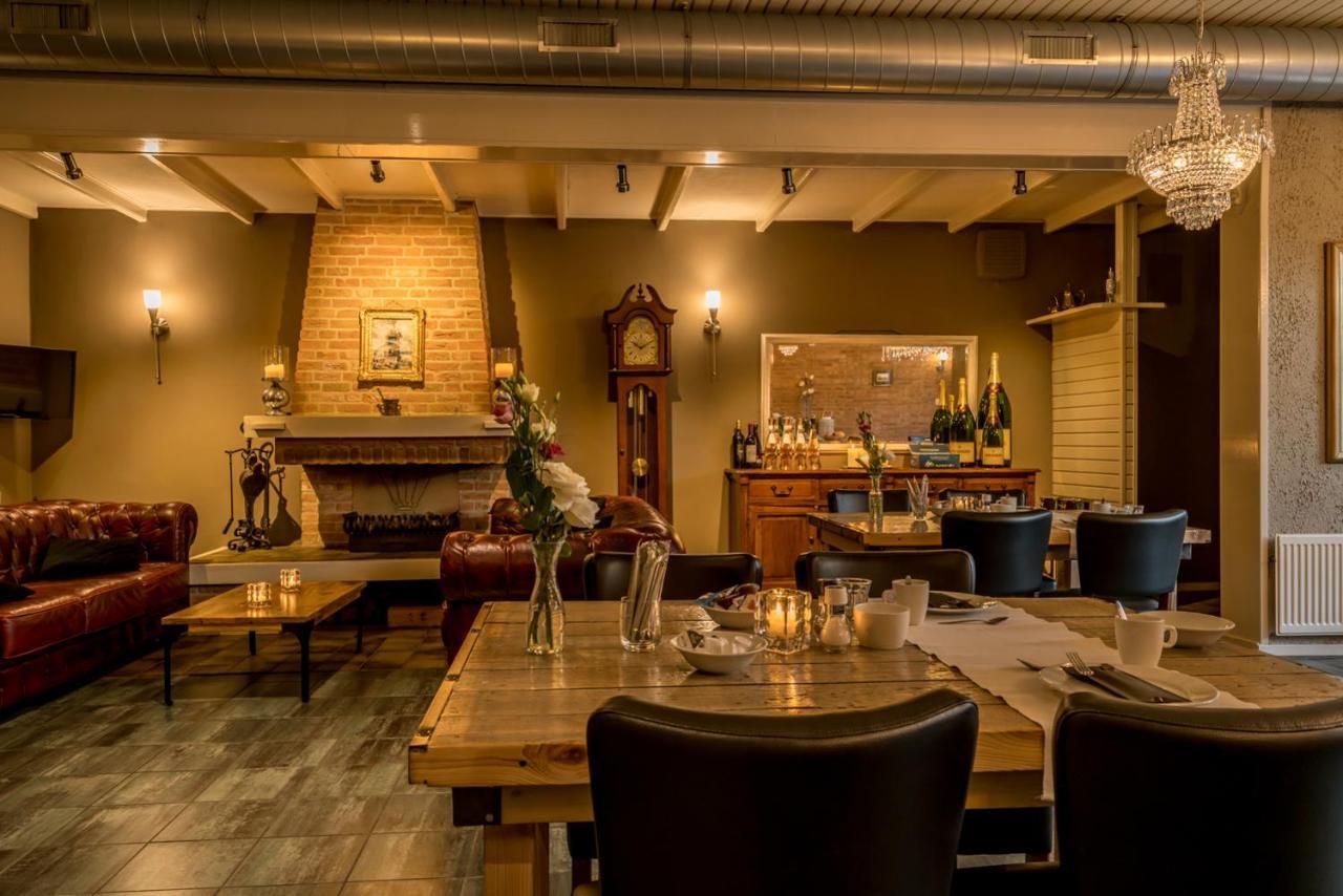 Hotel-Restaurant Van Der Weijde Noordgouwe エクステリア 写真
