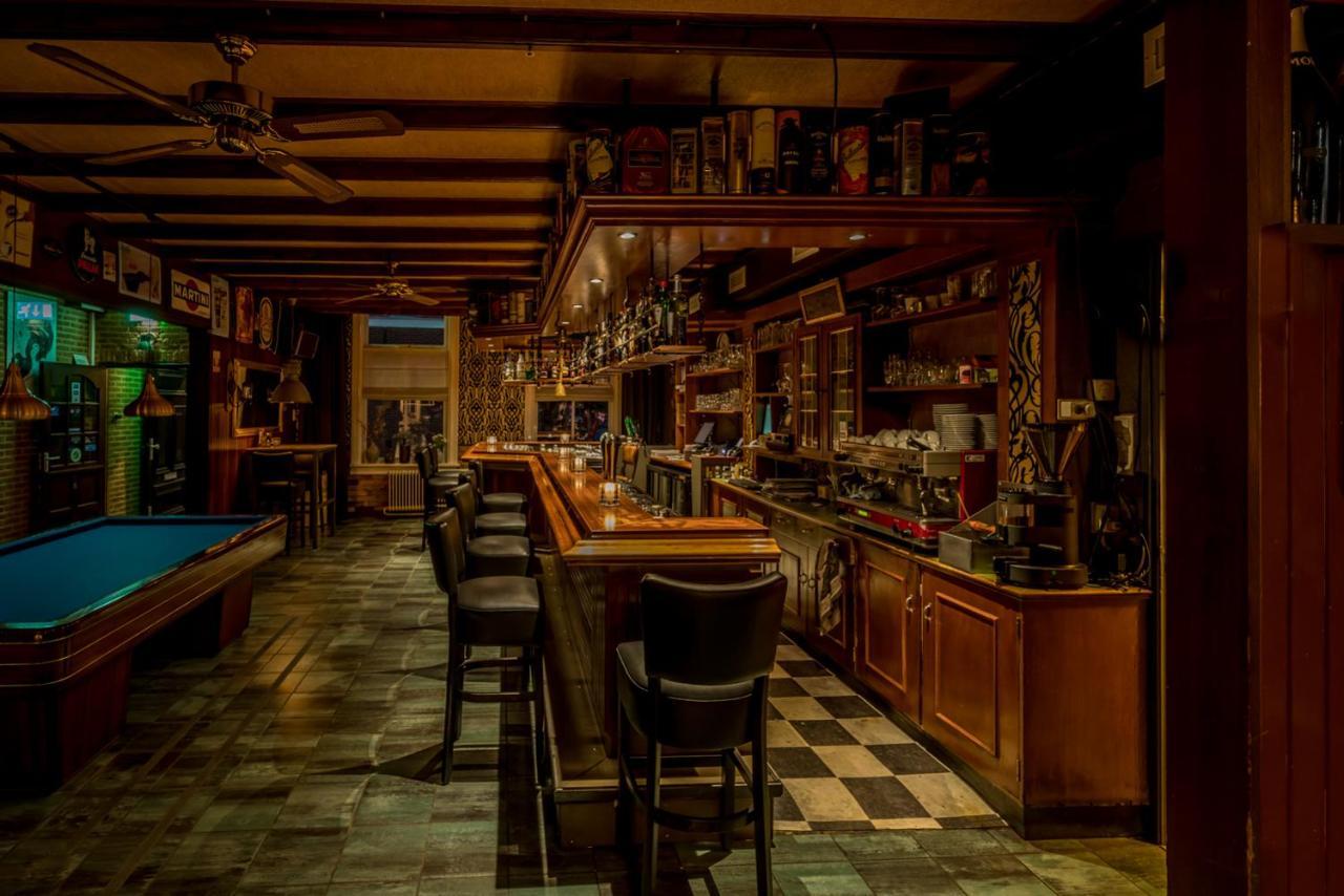 Hotel-Restaurant Van Der Weijde Noordgouwe エクステリア 写真