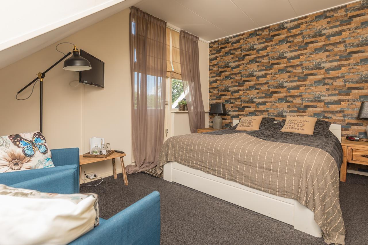 Hotel-Restaurant Van Der Weijde Noordgouwe エクステリア 写真